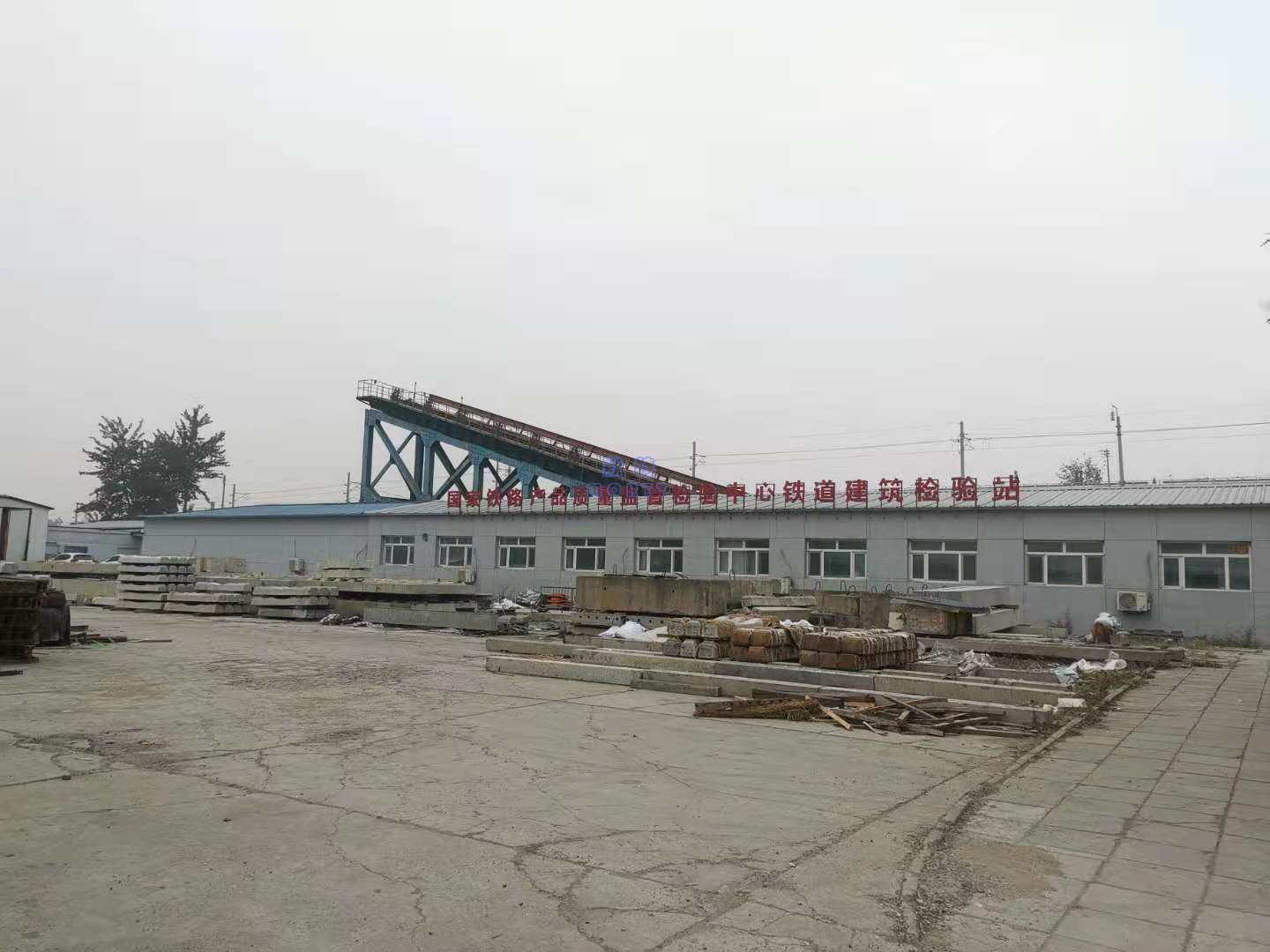 我公司為國家鐵路產(chǎn)品質(zhì)檢中心提供恒溫恒濕機組安裝調(diào)試完成(圖1)